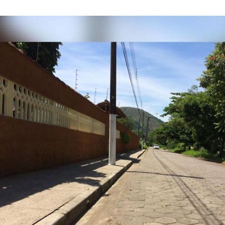 Casa em condomínio em Martin de Sá. Caraguatatuba Exterior foto